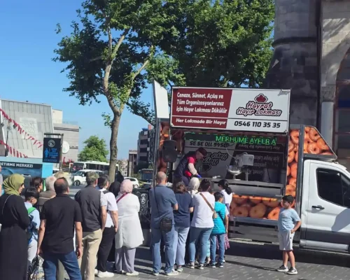 Mobil Lokmacı hizmeti ile mevlüt, cenaze, kandil, düğün ve tüm özel günlerinizde hayır lokması döküyoruz